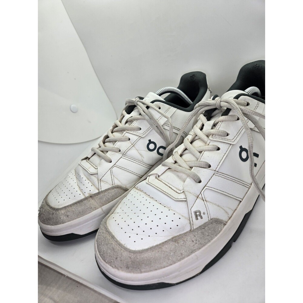 ON The Roger Clubhouse Tennis Shoes Mens 11 White Green Running Athletic Sneaker - Picture 4 of 8